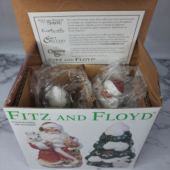 Fitz & Floyd Florentine Salt Pepper Shakers - Picture 3 of 10